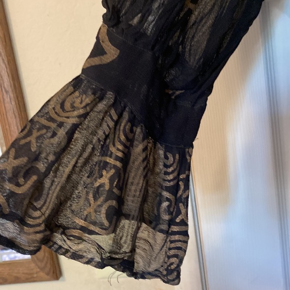 Very unique vintage 80’s sheer black and gold top - Picture 3 of 7